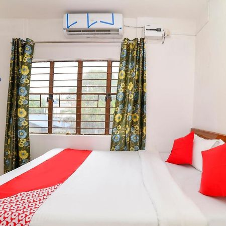 Oyo 40893 Hotel Lotus Guwahati Eksteriør billede