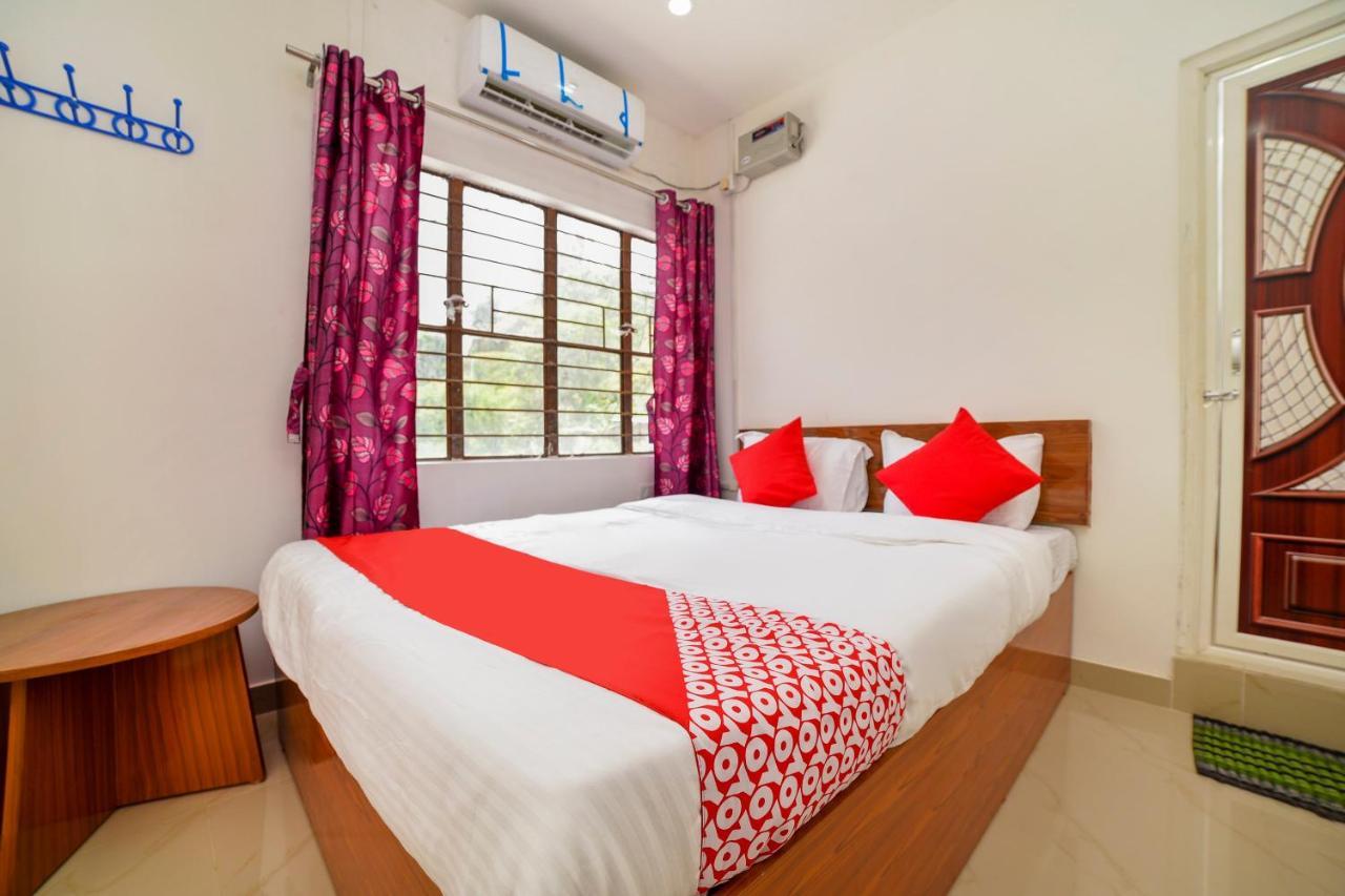Oyo 40893 Hotel Lotus Guwahati Eksteriør billede