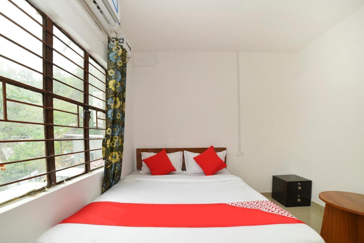 Oyo 40893 Hotel Lotus Guwahati Eksteriør billede