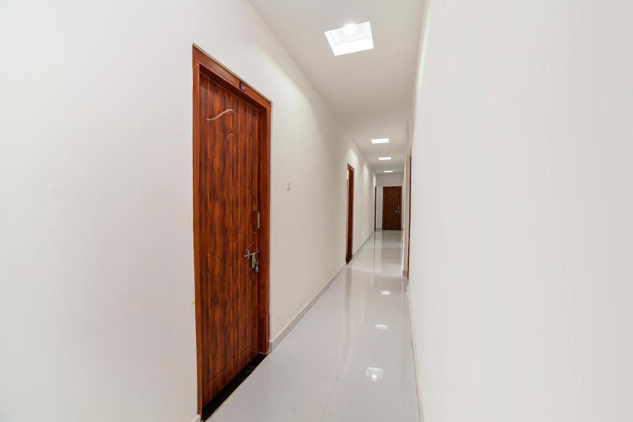 Oyo 40893 Hotel Lotus Guwahati Eksteriør billede